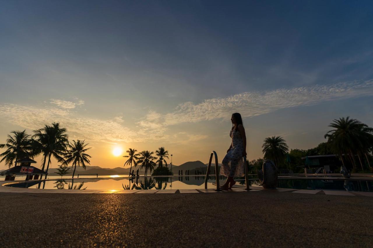 Kaengkrachan Boathouse Paradise Resort Кенг-Крачан Экстерьер фото