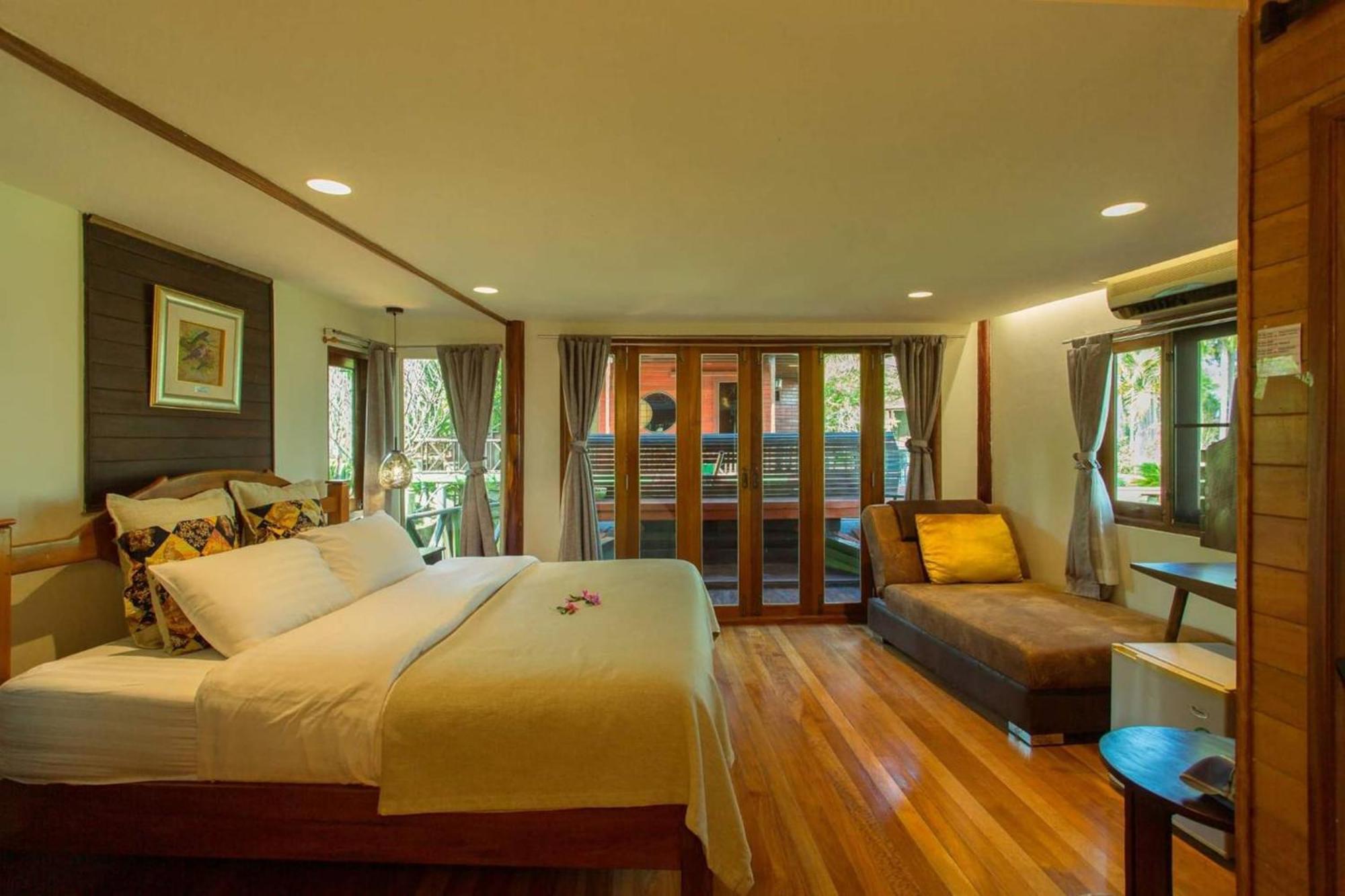 Kaengkrachan Boathouse Paradise Resort Кенг-Крачан Номер фото