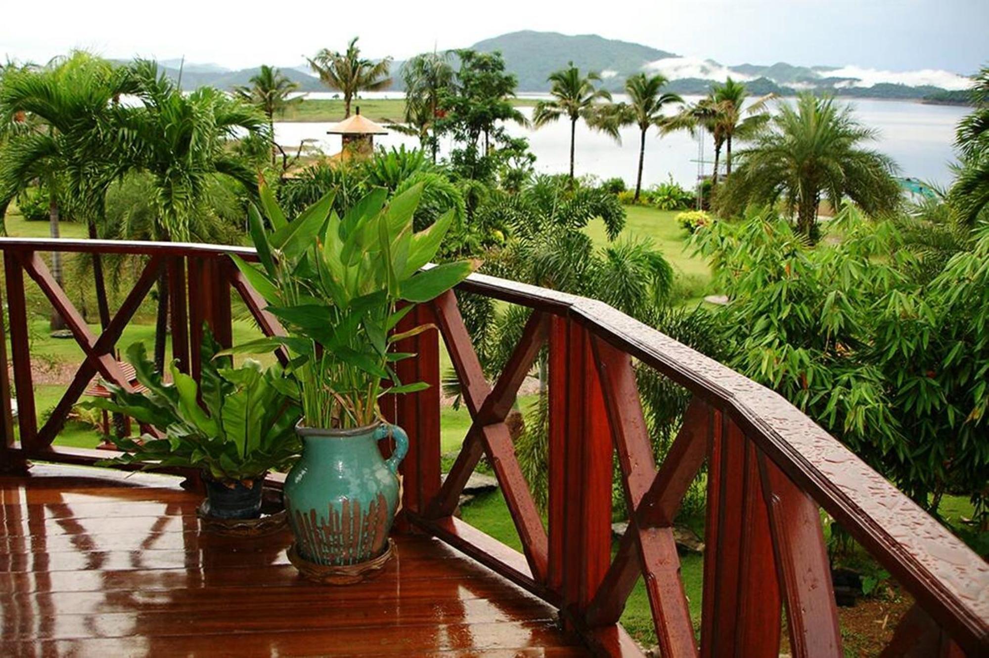 Kaengkrachan Boathouse Paradise Resort Кенг-Крачан Номер фото