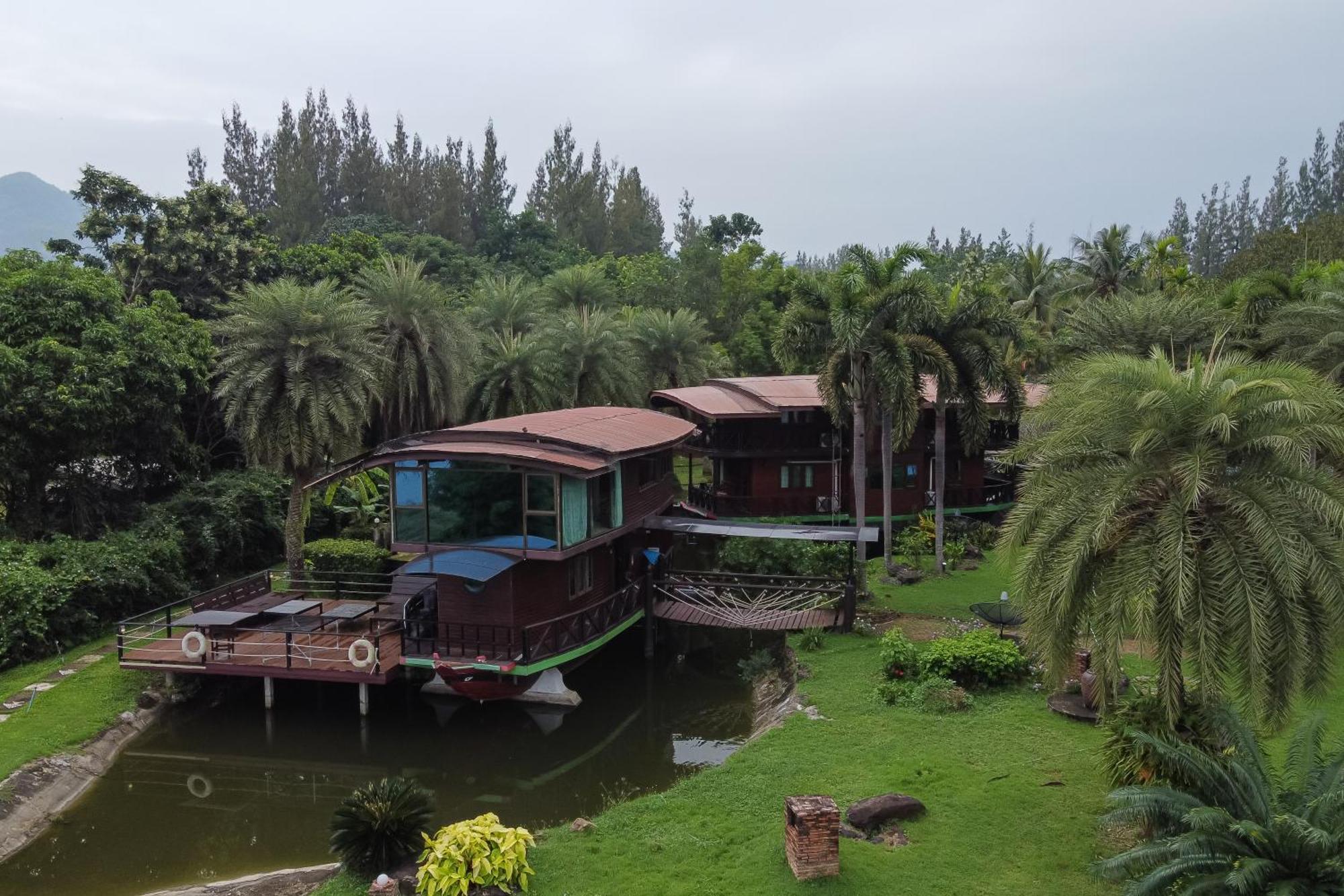 Kaengkrachan Boathouse Paradise Resort Кенг-Крачан Номер фото