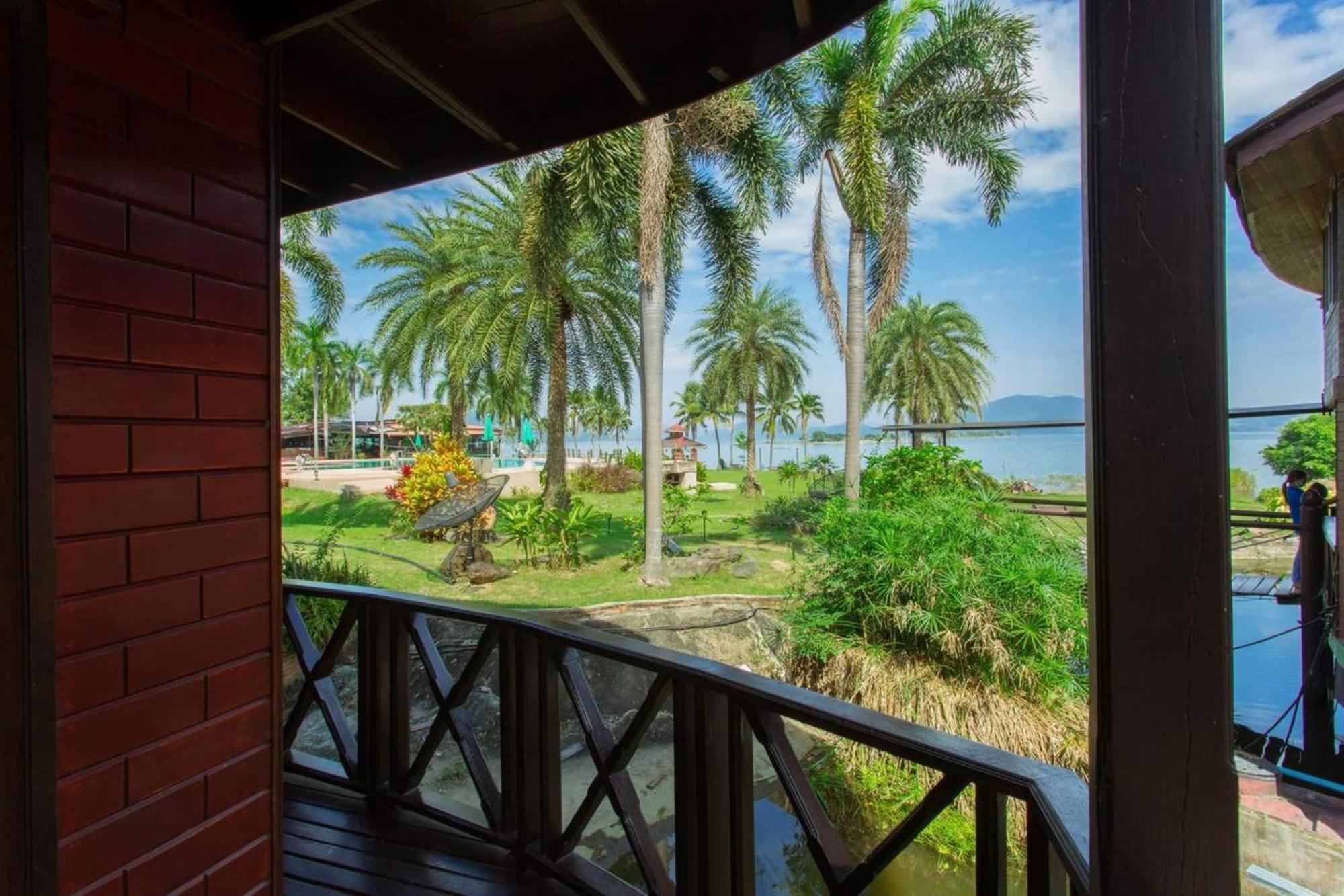 Kaengkrachan Boathouse Paradise Resort Кенг-Крачан Номер фото